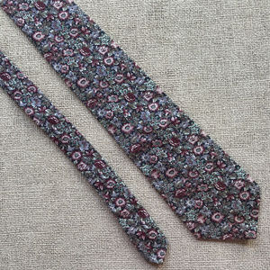 3/$10 JAM Blue Burgundy Floral Tie 55" Short